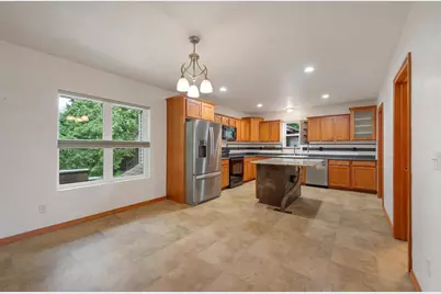 2620 Bellevue Street, Green Bay, WI 54311 - Photo 5