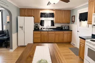 2317 Mt Vernon St, Oshkosh, WI 54901 - Photo 13