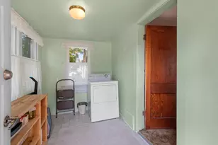 317 Lau St, Green Bay, WI 54302 - Photo 13