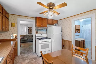 317 Lau Street, Green Bay, WI 54302 - Photo 7
