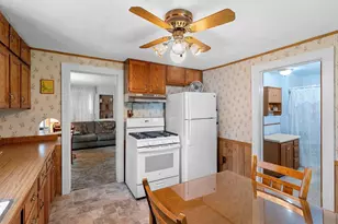 317 Lau St, Green Bay, WI 54302 - Photo 7