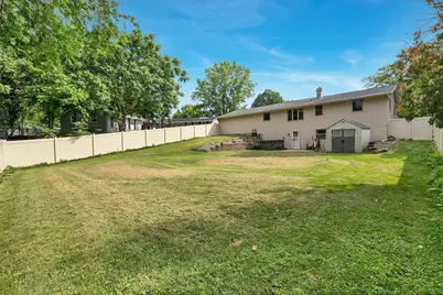 2343 Deer Trail, Green Bay, WI 54302 - Photo 17