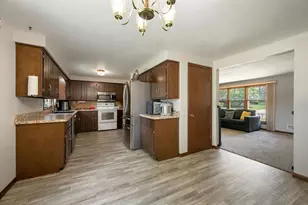 2343 Deer Trail, Green Bay, WI 54302 - Photo 9