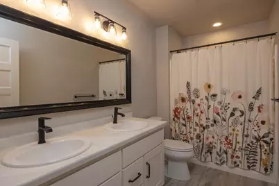 N9270 Laura Street, Appleton, WI 54915 - Photo 29