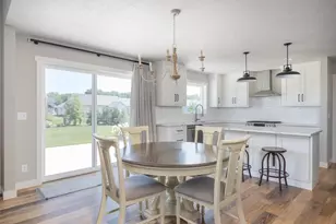 N9270 Laura St, Appleton, WI 54915 - Photo 7