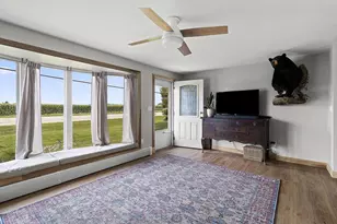 3656 Humboldt Rd, Green Bay, WI 54311 - Photo 5