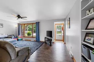 742 Westwood Dr, De Pere, WI 54115 - Photo 5