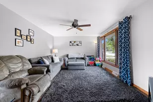 742 Westwood Dr, De Pere, WI 54115 - Photo 3