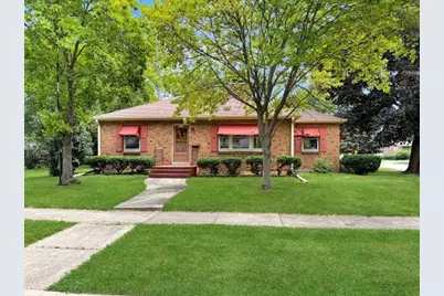 1006 Evans Street, Oshkosh, WI 54901 - Photo 1