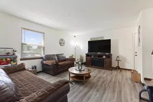 517 Mayville St, Theresa, WI 53091 - Photo 3