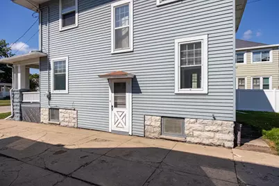 238 W Irving Avenue, Oshkosh, WI 54901 - Photo 25