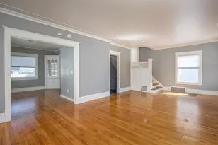 238 W Irving Ave, Oshkosh, WI 54901 - Photo 5