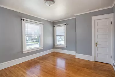 238 W Irving Avenue, Oshkosh, WI 54901 - Photo 17