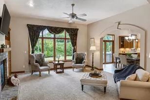 3415 Schubert Pl, Green Bay, WI 54311 - Photo 5