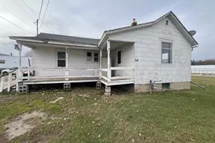 109 N Richmond St, Gillett, WI 54124 - Photo 1