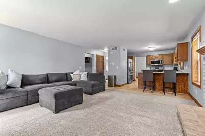 W5876 Blue Bonnet Drive, Appleton, WI 54915 - Photo 25