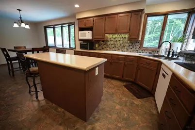 208 W Highland Drive, Oconto Falls, WI 54154 - Photo 5