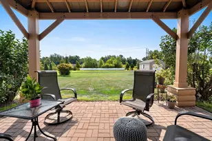 3487 Chatsworth Dr, Green Bay, WI 54313 - Photo 3