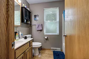215 7th St, Oconto, WI 54153 - Photo 15