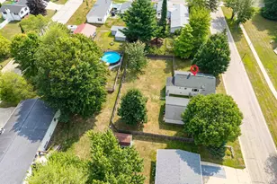215 7th St, Oconto, WI 54153 - Photo 29