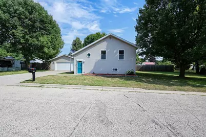 215 7th Street, Oconto, WI 54153 - Photo 1