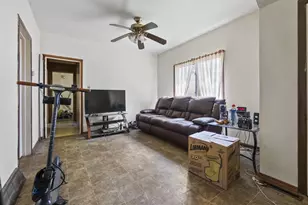 327 N Macy St, Fond du Lac, WI 54935 - Photo 17