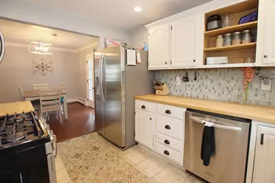 1402 W Murdock Avenue, Oshkosh, WI 54901 - Photo 5