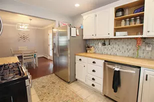 1402 W Murdock Ave, Oshkosh, WI 54901 - Photo 5