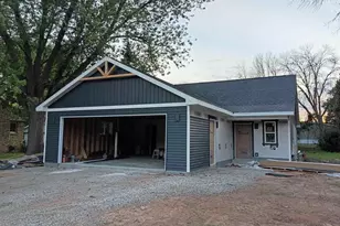 936 Oneida St, Menasha, WI 54952 - Photo 1