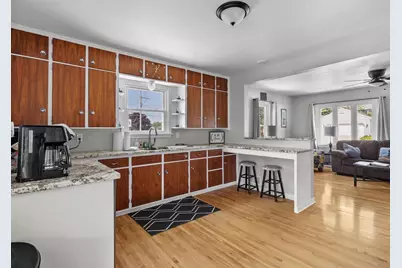 84 E North Water Street, Algoma, WI 54201 - Photo 9