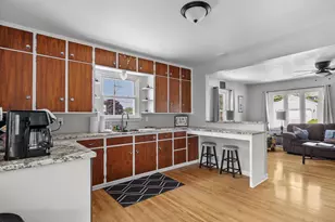 84 E North Water St, Algoma, WI 54201 - Photo 9