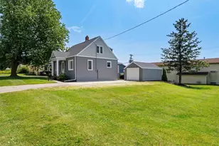 84 E North Water St, Algoma, WI 54201 - Photo 25