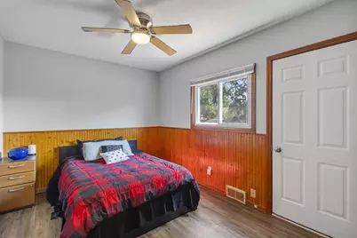 1222 Knapp Street, Oshkosh, WI 54902 - Photo 9
