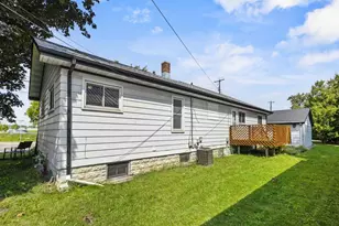 1222 Knapp St, Oshkosh, WI 54902 - Photo 15