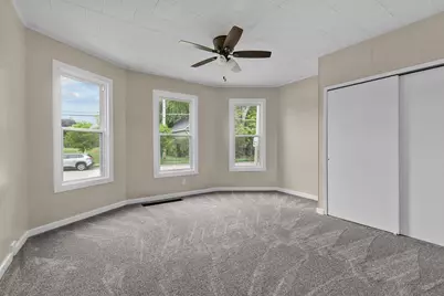 1025 School Avenue, Oshkosh, WI 54901 - Photo 9
