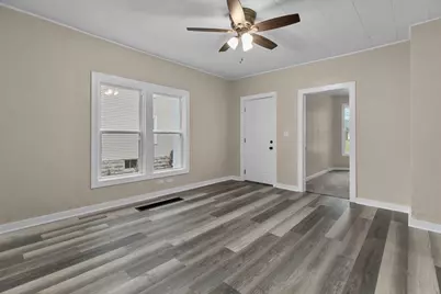 1025 School Avenue, Oshkosh, WI 54901 - Photo 7