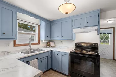 1344 Hastings Street, Green Bay, WI 54301 - Photo 3