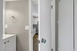 524 S 6th St, De Pere, WI 54115 - Photo 11