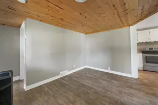 524 S 6th St, De Pere, WI 54115 - Photo 5
