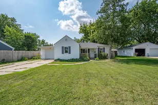 524 S 6th St, De Pere, WI 54115 - Photo 29