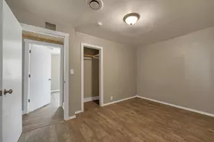 524 S 6th St, De Pere, WI 54115 - Photo 17