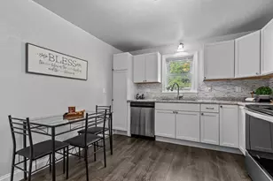 402 E Harding Dr, Appleton, WI 54915 - Photo 17