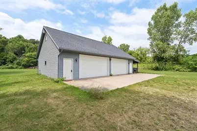 W5102 Carney Road, Hilbert, WI 54129 - Photo 5