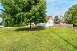 1918 Alaska St, Oshkosh, WI 54902 - Photo 41