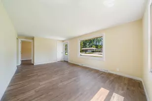 1240 Home Ave, Menasha, WI 54952 - Photo 9