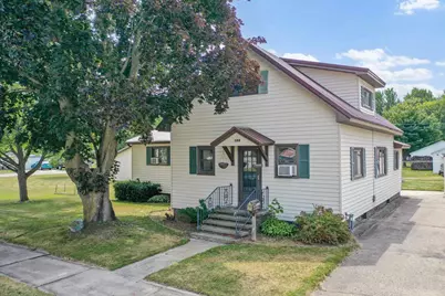 120 5th Street, Oconto, WI 54153 - Photo 1