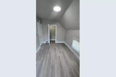 803 N Broadway, Green Bay, WI 54303 - Photo 51