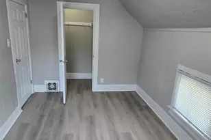 803 N Broadway, Green Bay, WI 54303 - Photo 51