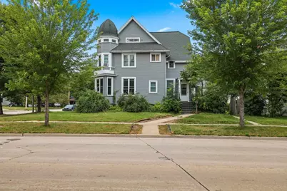 803 N Broadway, Green Bay, WI 54303 - Photo 13