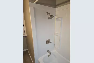 803 N Broadway, Green Bay, WI 54303 - Photo 57